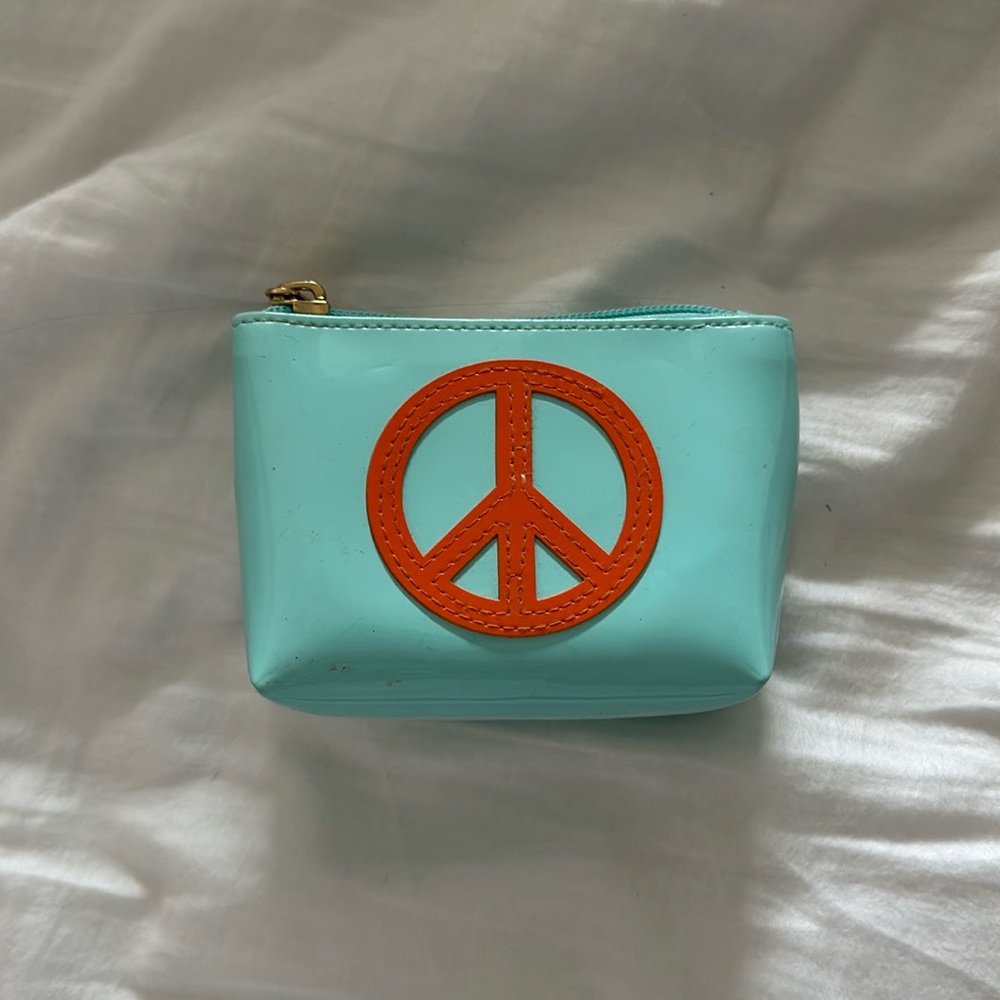 small cosmetic/coin purse